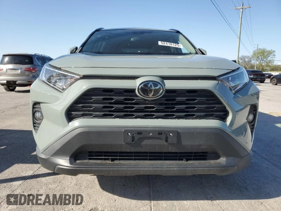 2019 Toyota RAV4 XLE with VIN 2T3W1RFV7KC023239, listed as a Copart auction lot 52410125 with 78,391 mi miles and Salvage Title. Bid and sale history available at carsss.com. Image 5.