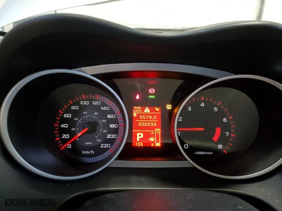 2009 Mitsubishi Outlander XLS with VIN JA4MT31X99Z606843, listed as a Copart auction lot 42054525 with 202,293 mi miles and Salvage Title. Bid and sale history available at carsss.com. Image 9.