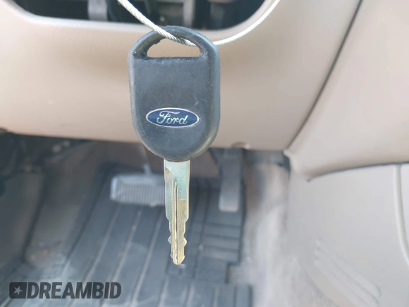 2002 Ford Explorer Eddie Bauer с VIN 1FMZU64W12ZA40059, выставлен на аукционе IAAI как лот 42449518 с пробегом Не указан миль и . История ставок и продаж доступна на DreamBid. Изображение 11.