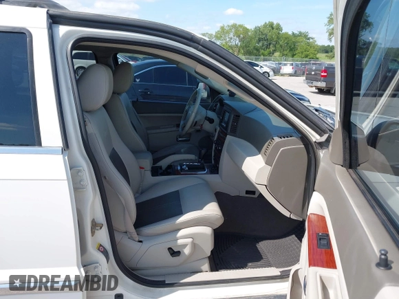 2005 Jeep Grand Cherokee Limited with VIN 1J8HR58245C723778, listed as a IAAI auction lot 42763212 with 127,266 mi miles and . Bid and sale history available at DreamBid. Image 5.