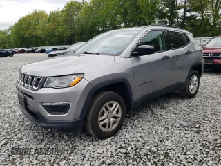 2020 Jeep Compass Sport with VIN 3C4NJDAB7LT165576, listed as a Copart auction lot 57212025 with 57,212 mi miles and Salvage title. Bid and sale history available at DreamBid. Image 1.