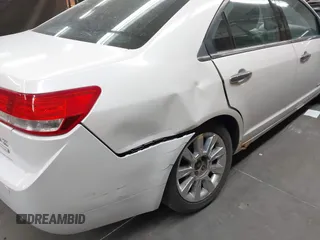 2012 Lincoln MKZ Hybrid with VIN 3LNDL2L39CR819759, listed as a IAAI auction lot 41968714 with 290,777 mi miles and . Bid and sale history available at DreamBid. Image 6.