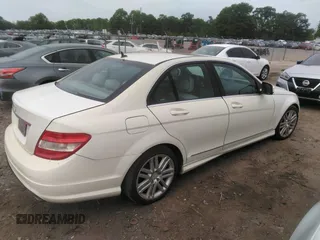 2009 Mercedes-Benz C-Class 3.0L Sport with VIN WDDGF54X99R072248, listed as a IAAI auction lot 42092318 with 249,590 mi miles. Bid and sale history available at carsss.com. Image 4.