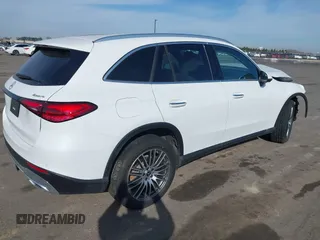 2025 Mercedes-Benz GLC with VIN W1NKM4HBXSF282344, listed as a IAAI auction lot 41796811 with 3,209 mi miles. Bid and sale history available at carsss.com. Image 4.