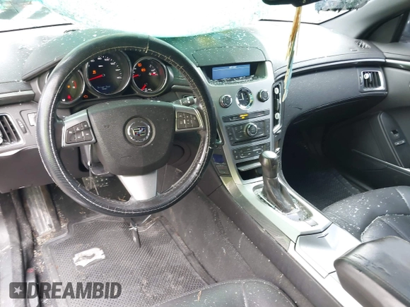 2012 Cadillac CTS z VIN 1G6DA1E33C0105436, wystawiony jako IAAI lot #41961642 z przebiegiem 114 383 mil mil oraz . Historia ofert i sprzedaży dostępna na DreamBid. Obrazek 5.