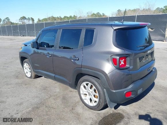 2018 Jeep Renegade Latitude with VIN ZACCJABB5JPH34434, listed as a IAAI auction lot 41827209 with 85,761 mi miles. Bid and sale history available at carsss.com. Image 3.