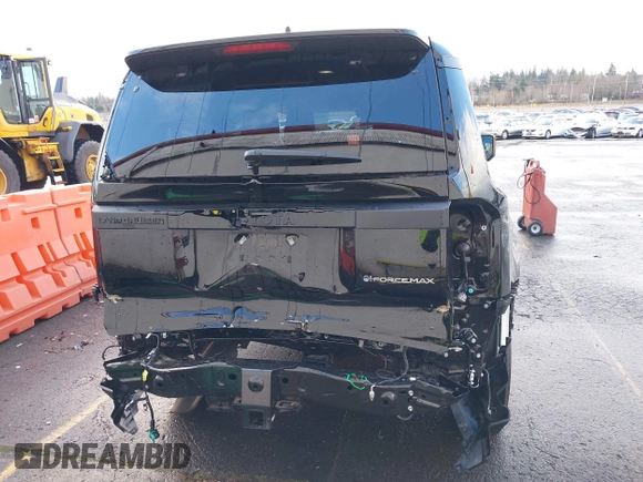 2024 Toyota Land Cruiser z VIN JTEABFAJ7RK015987, wystawiony jako IAAI lot #41168318 z przebiegiem 1662 mil mil oraz . Historia ofert i sprzedaży dostępna na DreamBid. Obrazek 6.