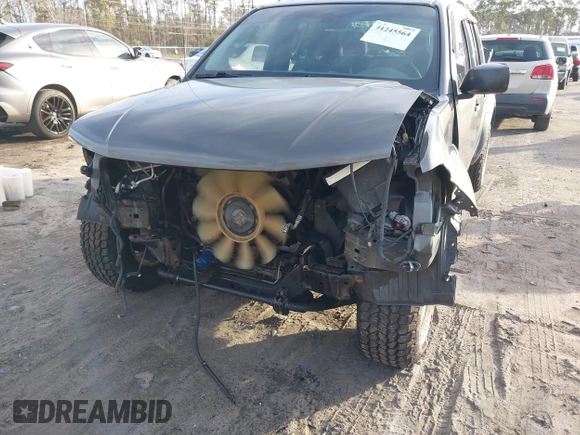 2008 Nissan Frontier SE z VIN 1N6AD07U28C448586, wystawiony jako IAAI lot #41245564 z przebiegiem 176 279 mil mil oraz . Historia ofert i sprzedaży dostępna na DreamBid. Obrazek 6.