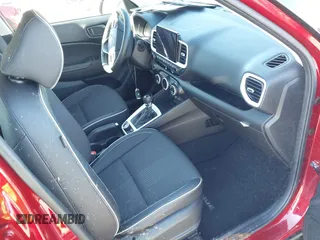 2024 Hyundai Venue SEL with VIN KMHRC8A32RU293150, listed as a IAAI auction lot 41309696 with 7,690 mi miles and . Bid and sale history available at DreamBid. Image 5.