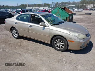 2004 Lexus ES 350 with VIN JTHBA30G345031061, listed as a IAAI auction lot 42003939 with 204,422 mi miles and . Bid and sale history available at carsss.com. Image 1.
