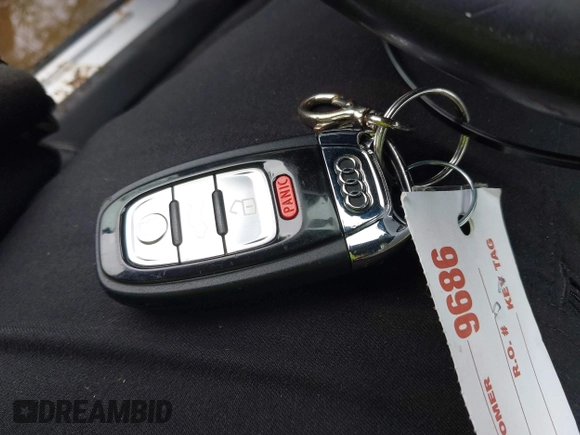 2018 Audi A8 с VIN WAU44AFD1JN000676, выставлен на аукционе IAAI как лот 42387636 с пробегом 76 293 миль миль и . История ставок и продаж доступна на DreamBid. Изображение 11.