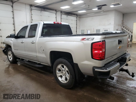 2018 Chevrolet Silverado 1500 LT with VIN 2GCVKRECXJ1106940, listed as a Copart auction lot 52320385 with 101,205 mi miles and Clean Title. Bid and sale history available at DreamBid. Image 2.