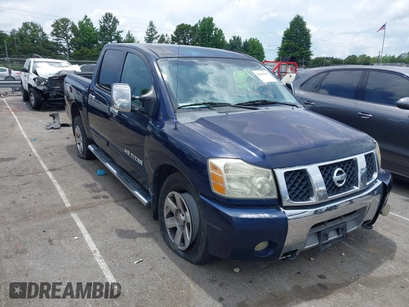 2007 Nissan Titan SE z VIN 1N6BA07B77N214250, wystawiony jako IAAI lot #42514141 z przebiegiem 184 576 mil mil oraz . Historia ofert i sprzedaży dostępna na DreamBid. Obrazek 1.