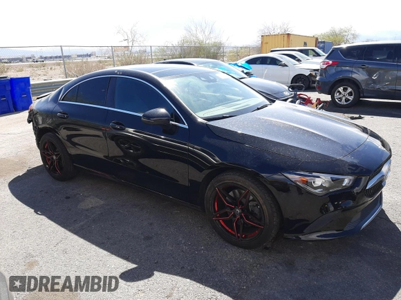 2020 Mercedes-Benz CLA 250 z VIN WDD5J4GB9LN034131, wystawiony jako Copart lot #50998265 z przebiegiem 92 658 mil mil oraz Szkoda całkowita • Salvage title. Historia ofert i sprzedaży dostępna na DreamBid. Obrazek 4.