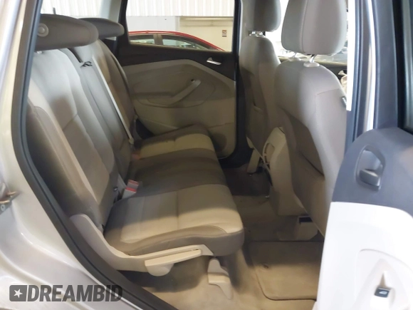 2013 Ford Escape SE z VIN 1FMCU9GX8DUD56926, wystawiony jako IAAI lot #41871248 z przebiegiem 36 807 mil mil oraz . Historia ofert i sprzedaży dostępna na DreamBid. Obrazek 8.