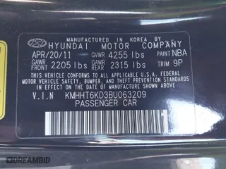 2011 Hyundai Genesis Coupe with VIN KMHHT6KD3BU063209, listed as a IAAI auction lot 41947697 with 115,707 mi miles. Bid and sale history available at carsss.com. Image 9.