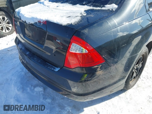 2010 Ford Fusion SE with VIN 3FAHP0HA4AR343672, listed as a IAAI auction lot 41309811 with 135,658 mi miles. Bid and sale history available at carsss.com. Image 5.