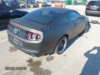 2014 Ford Mustang GT с VIN 1ZVBP8CFXE5254647, выставлен на аукционе IAAI как лот 42201914 с пробегом 95 133 миль миль и . История ставок и продаж доступна на DreamBid. Изображение 4.