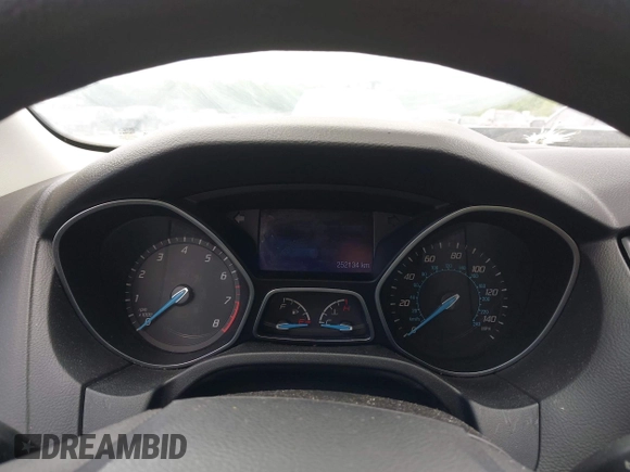 2013 Ford Focus SE with VIN 1FADP3F28DL348405, listed as a IAAI auction lot 42352749 with 252,134 mi miles and . Bid and sale history available at DreamBid. Image 15.