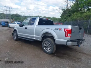 2017 Ford F-150 XL z VIN 1FTEX1EP5HFC32258, wystawiony jako IAAI lot #42224816 z przebiegiem 68 263 mil mil oraz . Historia ofert i sprzedaży dostępna na DreamBid. Obrazek 3.