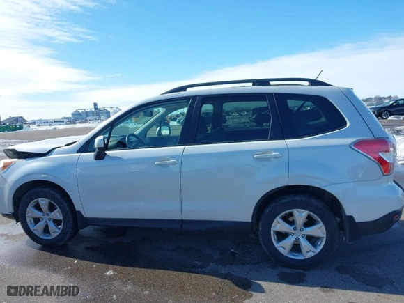 2014 Subaru Forester 2.5i Premium with VIN JF2SJAEC3EH516961, listed as a IAAI auction lot 41733045 with NaN miles. Bid and sale history available at carsss.com. Image 14.