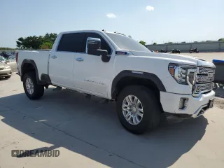 2020 GMC Sierra 2500HD Denali z VIN 1GT49REY1LF225393, wystawiony jako Copart lot #52556145 z przebiegiem Nie podano mil oraz Szkoda całkowita • Salvage title. Historia ofert i sprzedaży dostępna na DreamBid. Obrazek 4.