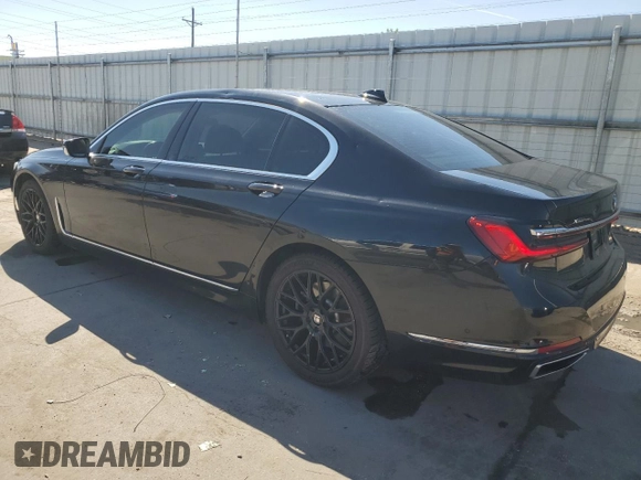 2020 BMW 7 Series 740i xDrive with VIN WBA7T4C08LCD01045, listed as a Copart auction lot 55664245 with 192,964 mi miles and Salvage title. Bid and sale history available at DreamBid. Image 2.