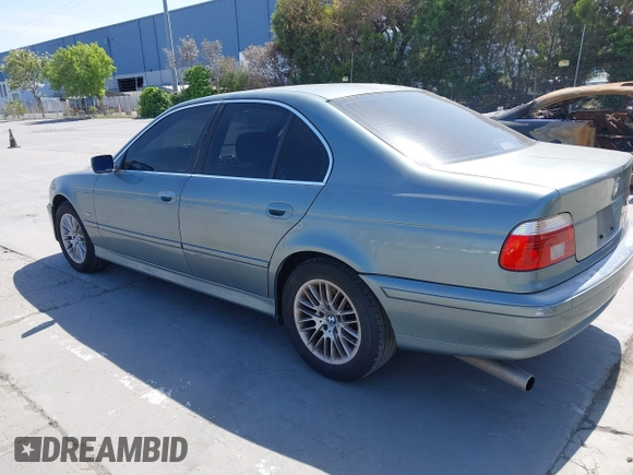 2003 BMW 5 Series 530iA with VIN WBADT63413CK33315, listed as a IAAI auction lot 42064612 with 205,426 mi miles. Bid and sale history available at carsss.com. Image 3.