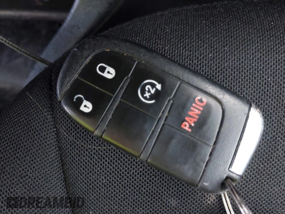 2020 Jeep Renegade Sport with VIN ZACNJAAB2LPL01275, listed as a IAAI auction lot 42467732 with 104,803 mi miles and . Bid and sale history available at DreamBid. Image 11.