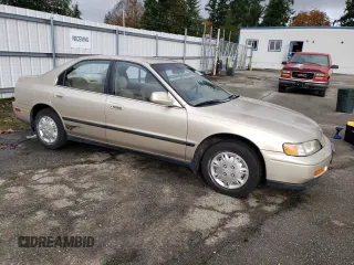 1995 Honda Accord LX with VIN JHMCD5638SC033330, listed as a Copart auction lot 78502614 with 192,454 mi miles and Clean Title. Bid and sale history available at carsss.com. Image 4.