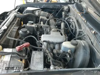 2002 Toyota Tacoma z VIN 5TENL42N12Z110829, wystawiony jako IAAI lot #42224115 z przebiegiem 199 940 mil mil oraz . Historia ofert i sprzedaży dostępna na DreamBid. Obrazek 12.