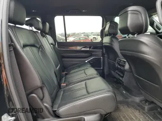 2022 Jeep Wagoneer Series I z VIN 1C4SJVAT7NS227709, wystawiony jako Copart lot #53688905 z przebiegiem 34 037 mil mil oraz Szkoda całkowita • Salvage title. Historia ofert i sprzedaży dostępna na DreamBid. Obrazek 11.