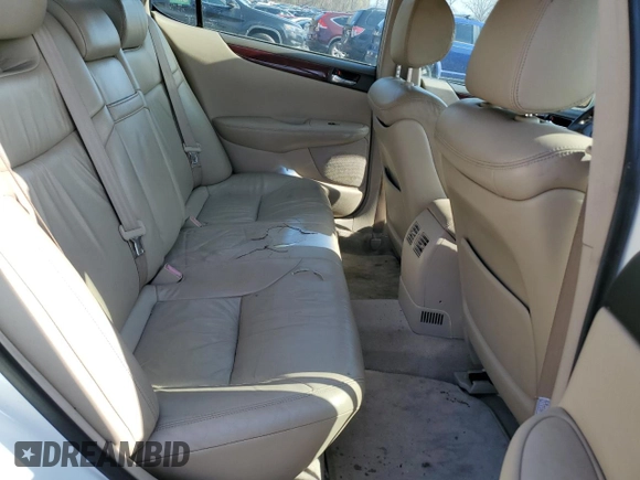 2002 Lexus ES 300 with VIN JTHBF30G925029779, listed as a Copart auction lot 51455565 with 222,525 mi miles and Clean Title. Bid and sale history available at DreamBid. Image 10.