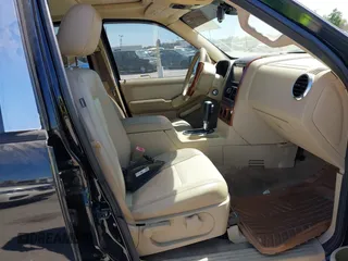 2006 Ford Explorer Eddie Bauer with VIN 1FMEU64E06UA38084, listed as a IAAI auction lot 42034305 with Not provided miles and . Bid and sale history available at DreamBid. Image 5.