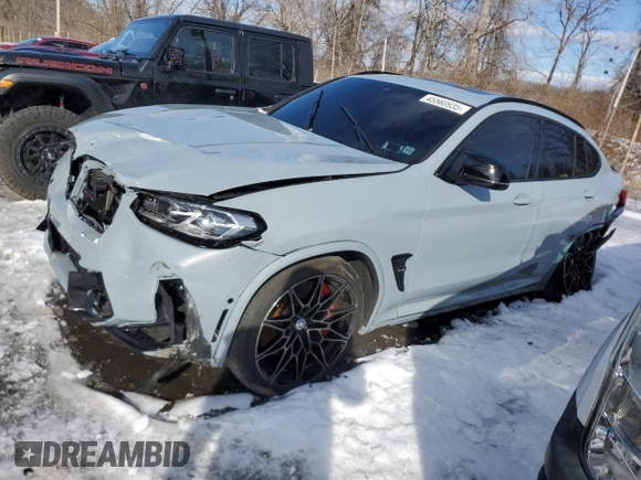 2024 BMW X4 M z VIN 5YM23EC01R9W18369, wystawiony jako Copart lot #53838455 z przebiegiem 11 550 mil mil oraz Szkody całkowita. Historia ofert i sprzedaży dostępna na DreamBid. Obrazek 1.
