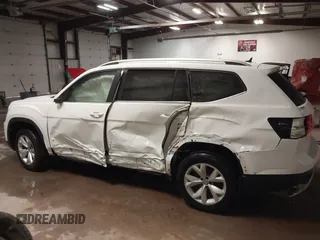 2019 Volkswagen Atlas SE with VIN 1V2LR2CA8KC577216, listed as a IAAI auction lot 41156460 with 68,382 mi miles and . Bid and sale history available at DreamBid. Image 14.
