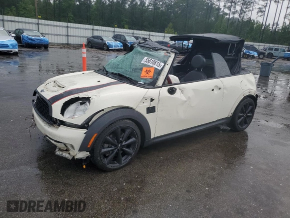 2014 MINI Convertible S с VIN WMWZP3C5XET706231, выставлен на аукционе Copart как лот 55610615 с пробегом 70 416 миль миль и Списание • Salvage title. История ставок и продаж доступна на DreamBid. Изображение 1.