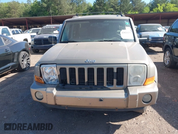 2006 Jeep Commander с VIN 1J8HH48N76C293897, выставлен на аукционе IAAI как лот 42021253 с пробегом 214 412 миль миль и . История ставок и продаж доступна на DreamBid. Изображение 6.