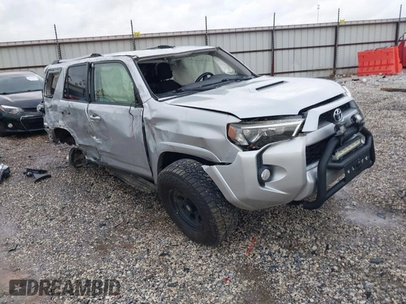 2014 Toyota 4Runner Limited with VIN JTEBU5JR8E5156817, listed as a IAAI auction lot 40787985 with Not Provided miles and . Bid and sale history available at DreamBid. Image 1.