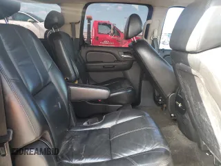 2007 GMC Yukon XL SLT with VIN 1GKFC16047J260991, listed as a Copart auction lot 43289595 with 201,627 mi miles and Salvage Title. Bid and sale history available at carsss.com. Image 12.