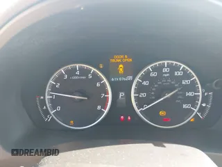 2013 Acura ILX Technology z VIN 19VDE1F73DE018446, wystawiony jako IAAI lot #42486503 z przebiegiem 76 249 mil mil oraz . Historia ofert i sprzedaży dostępna na DreamBid. Obrazek 7.
