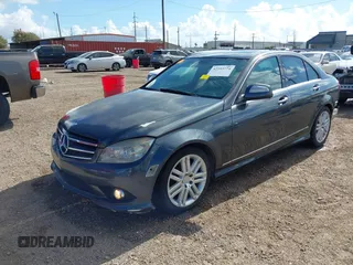 2009 Mercedes-Benz C 300 Sport с VIN WDDGF54X89R062231, выставлен на аукционе IAAI как лот 42593774 с пробегом 150 393 миль миль и . История ставок и продаж доступна на DreamBid. Изображение 18.