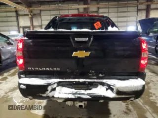 2013 Chevrolet Avalanche LT with VIN 3GNTKFE70DG248404, listed as a Copart auction lot 45029835 with 177,877 mi miles and Salvage title. Bid and sale history available at DreamBid. Image 6.
