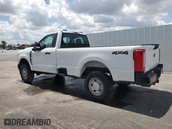 2024 Ford F-250 XL z VIN 1FTBF2BA2REC62479, wystawiony jako Copart lot #63647595 z przebiegiem Nie podano mil oraz Szkoda całkowita • Salvage title. Historia ofert i sprzedaży dostępna na DreamBid. Obrazek 2.