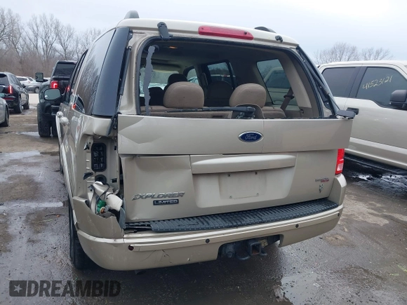 2005 Ford Explorer Limited with VIN 1FMZU75W55UA31984, listed as a IAAI auction lot 41527771 with 238,370 mi miles and . Bid and sale history available at DreamBid. Image 6.