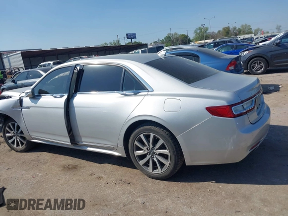 2018 Lincoln Continental Premiere z VIN 1LN6L9PK5J5603376, wystawiony jako IAAI lot #41880976 z przebiegiem Nie podano mil oraz . Historia ofert i sprzedaży dostępna na DreamBid. Obrazek 13.