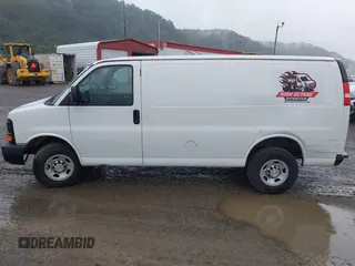 2016 Chevrolet Express Cargo with VIN 1GCWGAFG8G1147848, listed as a IAAI auction lot 42668582 with 237,768 mi miles and . Bid and sale history available at DreamBid. Image 14.