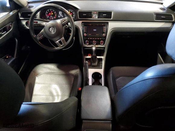 2013 Volkswagen Passat SE with VIN 1VWBP7A30DC112644, listed as a Copart auction lot 48055235 with 68,975 mi miles and Salvage Title. Bid and sale history available at carsss.com. Image 8.