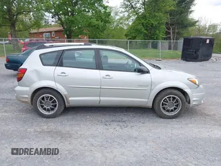 2004 Pontiac Vibe GT z VIN 5Y2SN62L74Z447723, wystawiony jako IAAI lot #42093280 z przebiegiem 83 266 mil mil oraz . Historia ofert i sprzedaży dostępna na DreamBid. Obrazek 14.