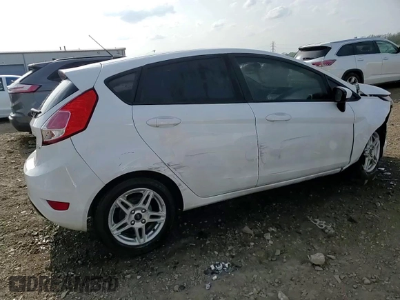 2019 Ford Fiesta SE z VIN 3FADP4EJ0KM155367, wystawiony jako Copart lot #55058265 z przebiegiem 73 156 mil mil oraz Szkoda całkowita • Salvage title. Historia ofert i sprzedaży dostępna na DreamBid. Obrazek 14.